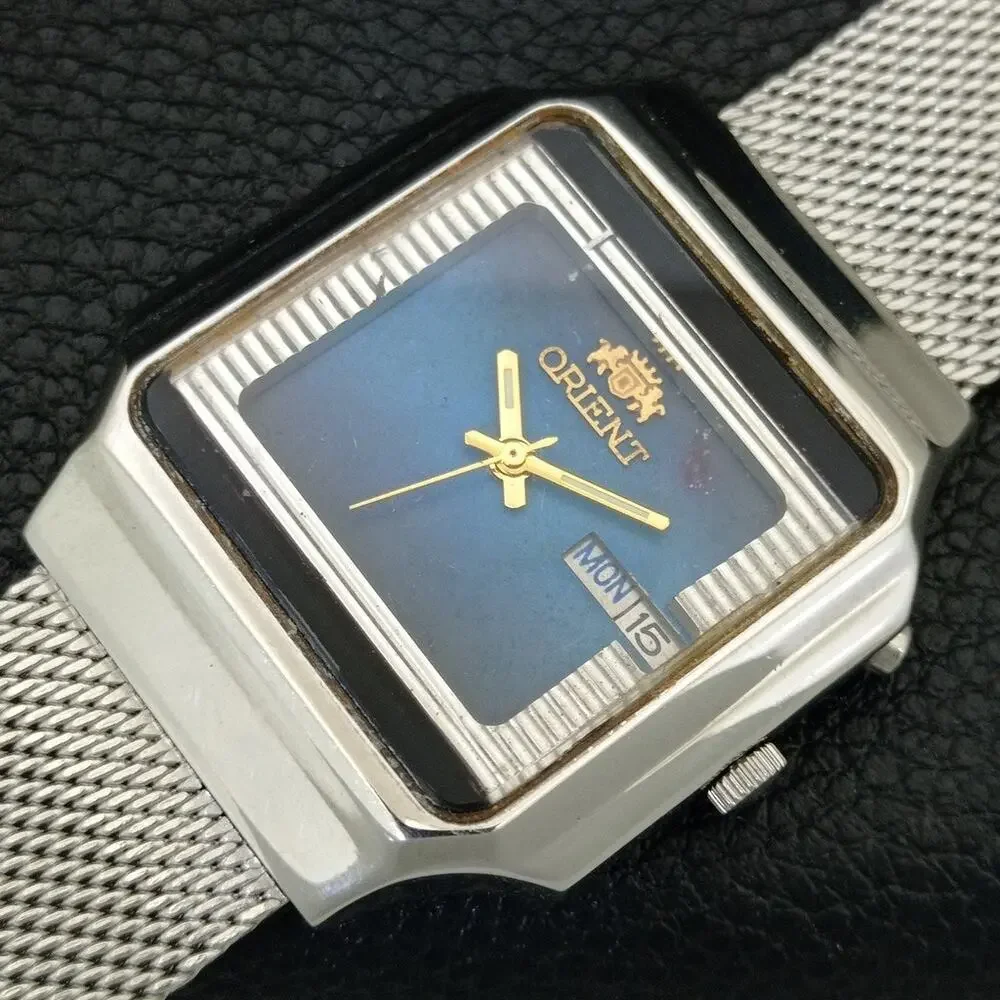 Vintage 1990 Square Orient Automatic Mens Silver Watch W/daydate & Blue accents